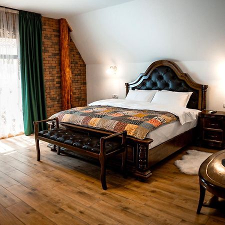 Bed and Breakfast Boutique Marlen Ghimbav Экстерьер фото