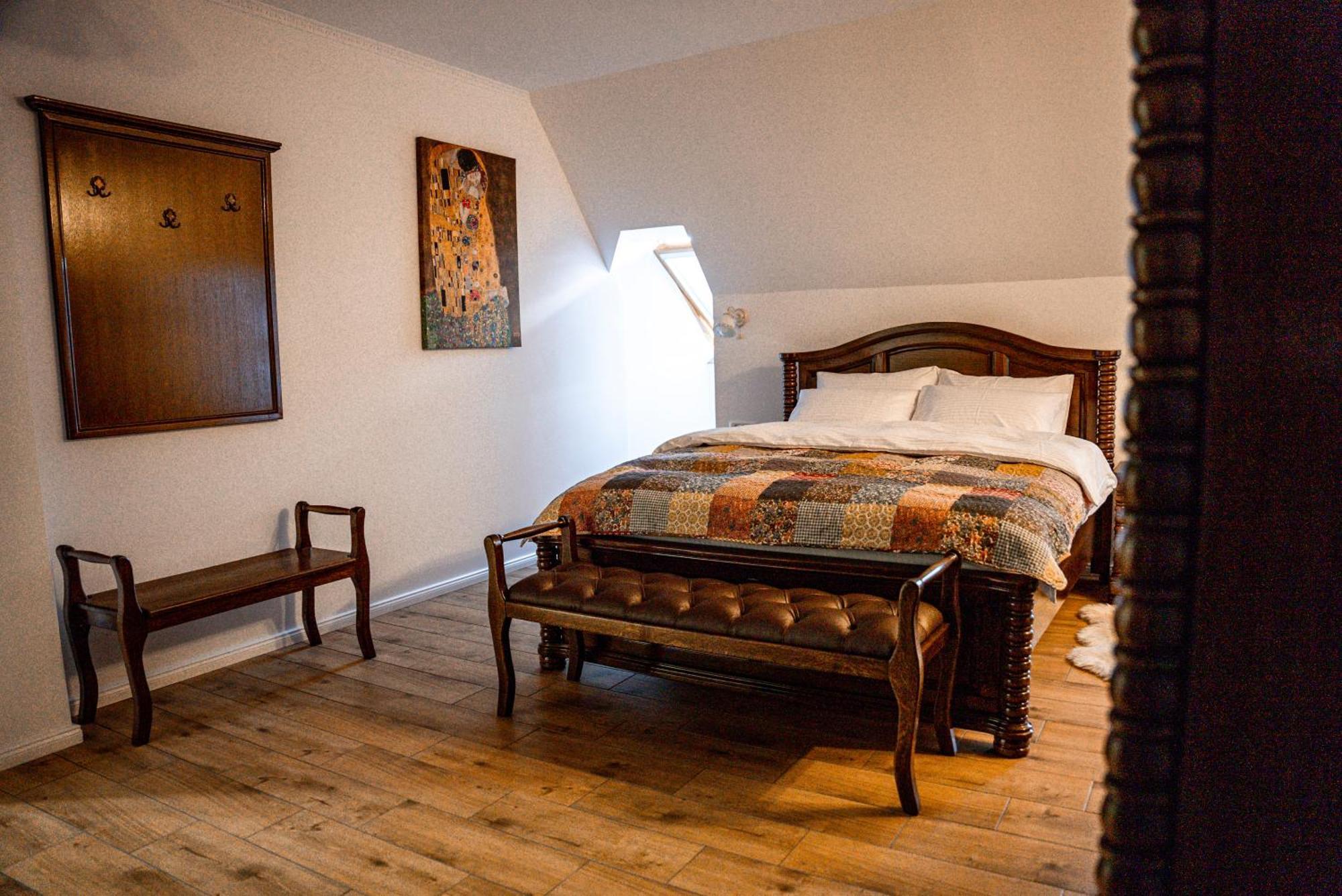 Bed and Breakfast Boutique Marlen Ghimbav Экстерьер фото