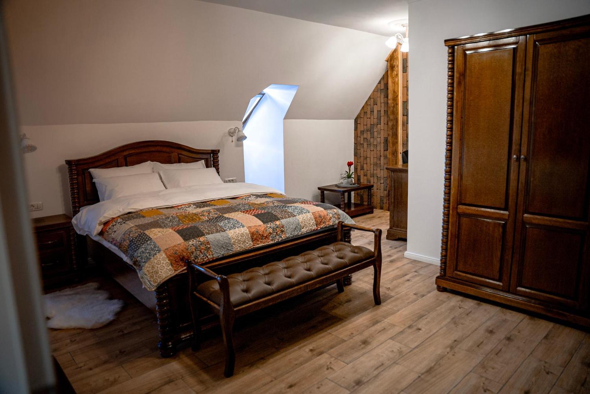 Bed and Breakfast Boutique Marlen Ghimbav Экстерьер фото