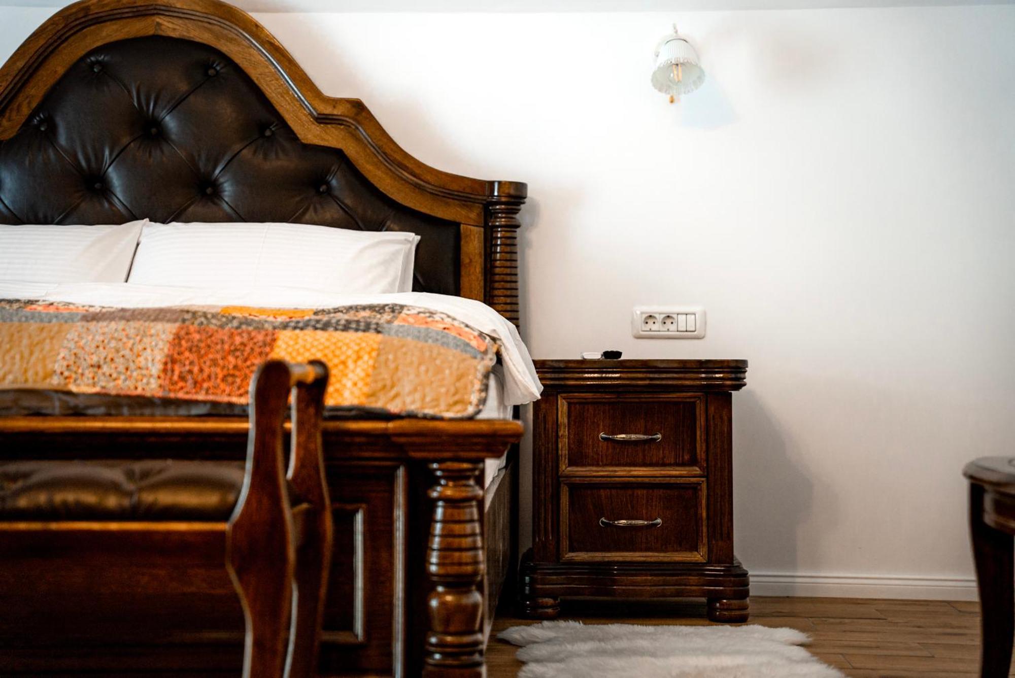 Bed and Breakfast Boutique Marlen Ghimbav Экстерьер фото