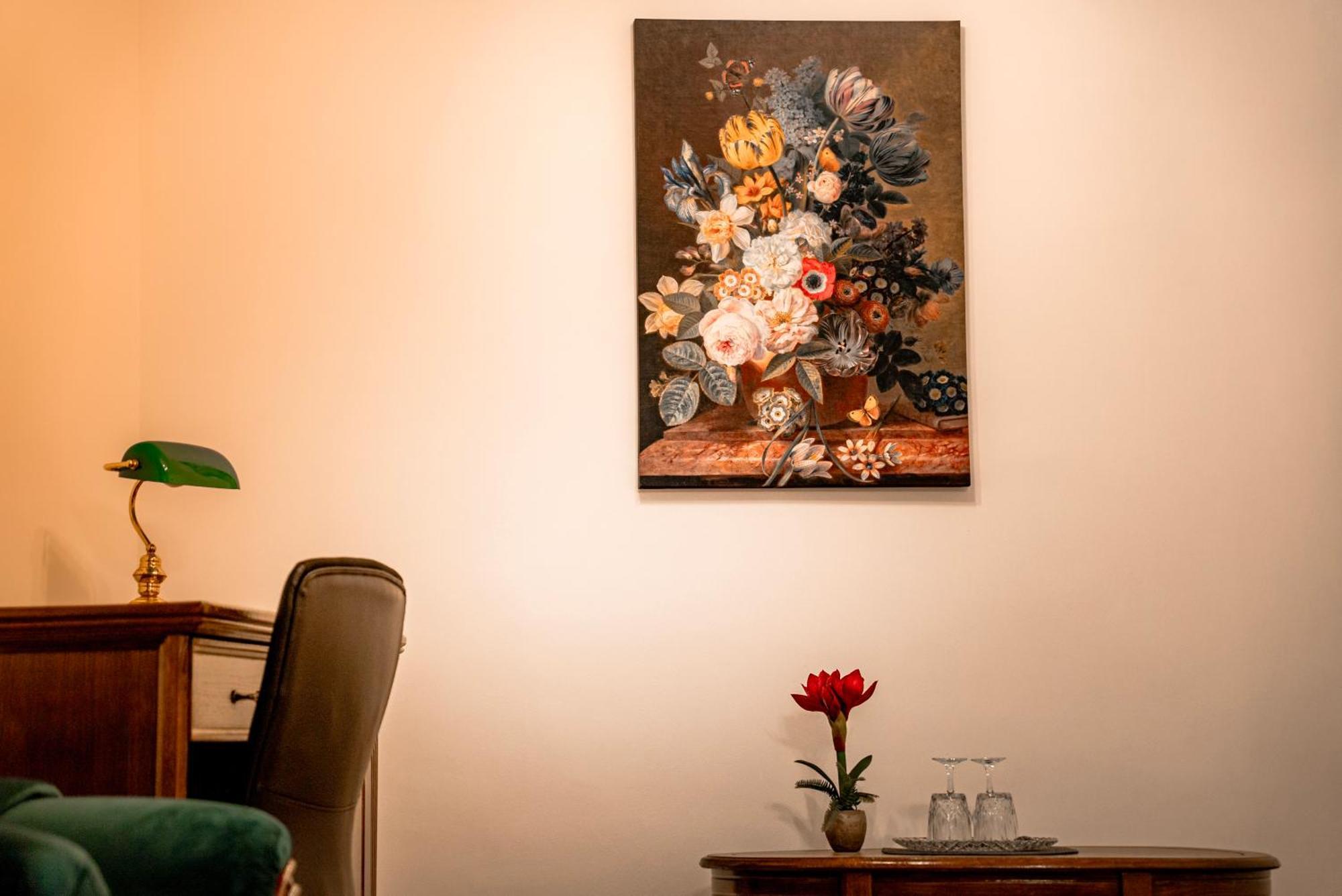 Bed and Breakfast Boutique Marlen Ghimbav Экстерьер фото