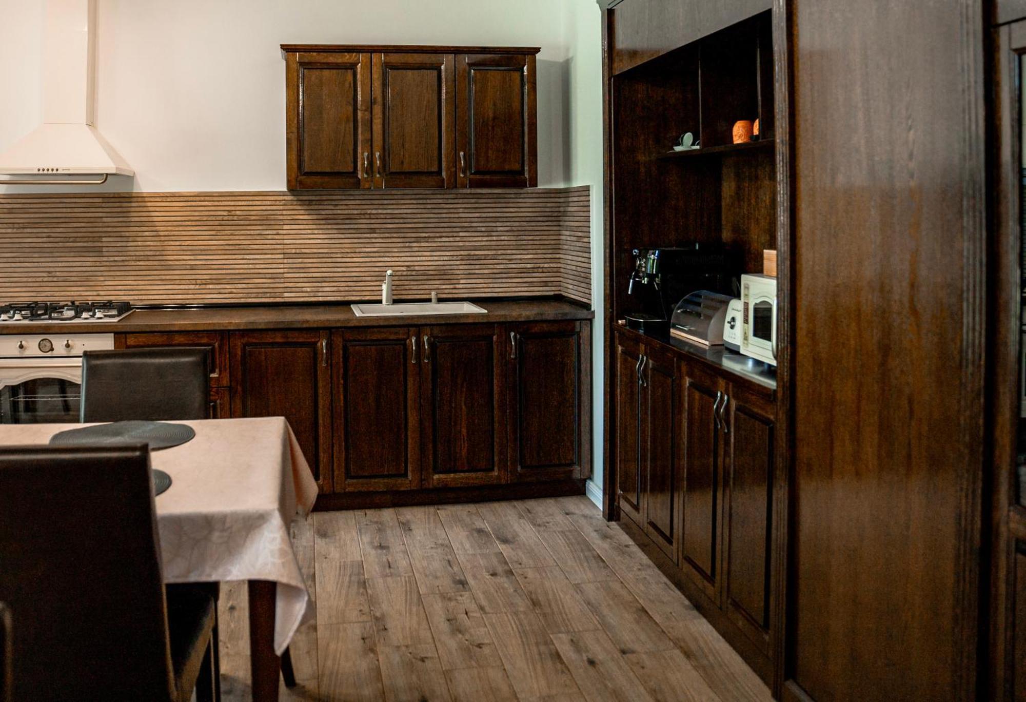 Bed and Breakfast Boutique Marlen Ghimbav Экстерьер фото