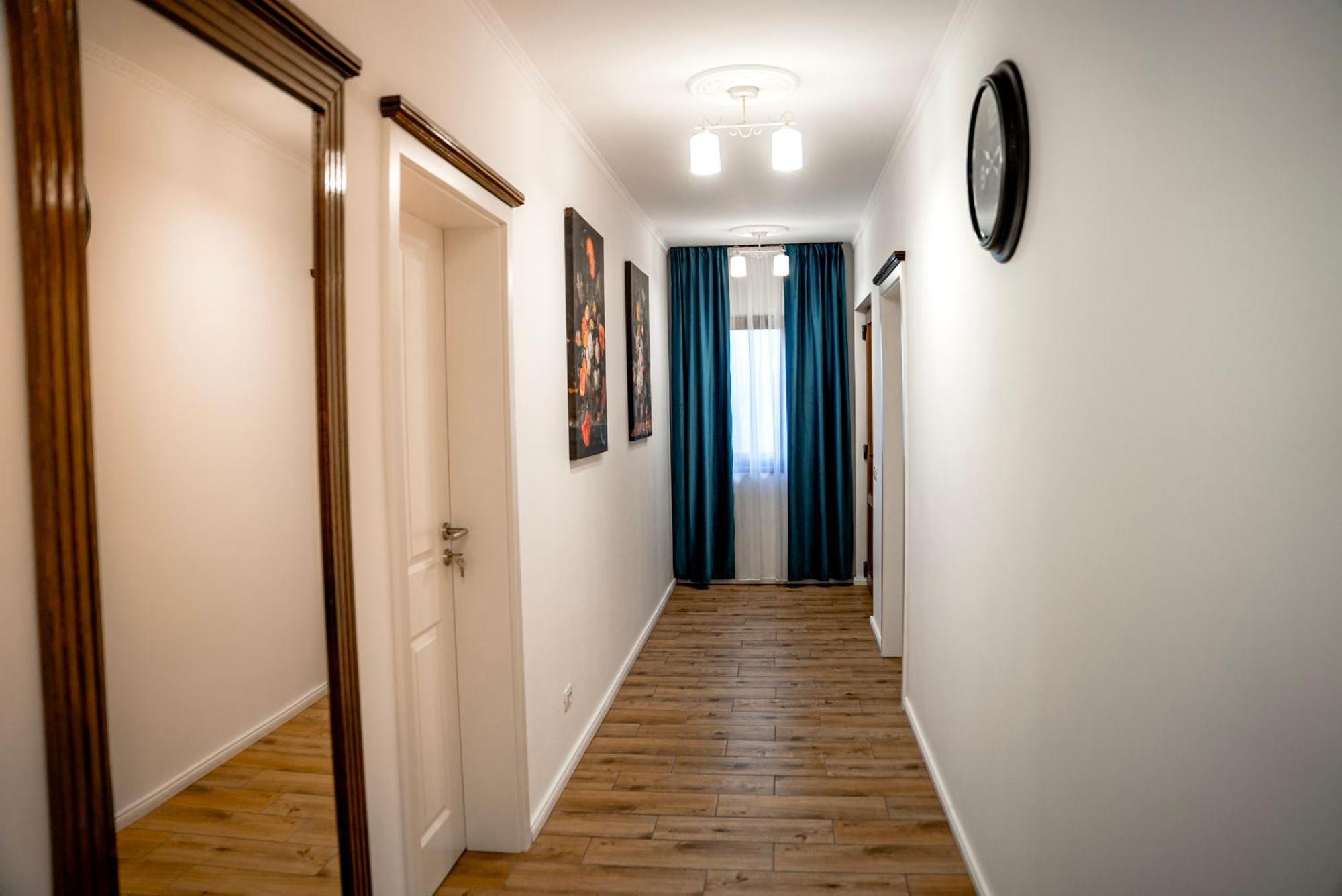 Bed and Breakfast Boutique Marlen Ghimbav Экстерьер фото