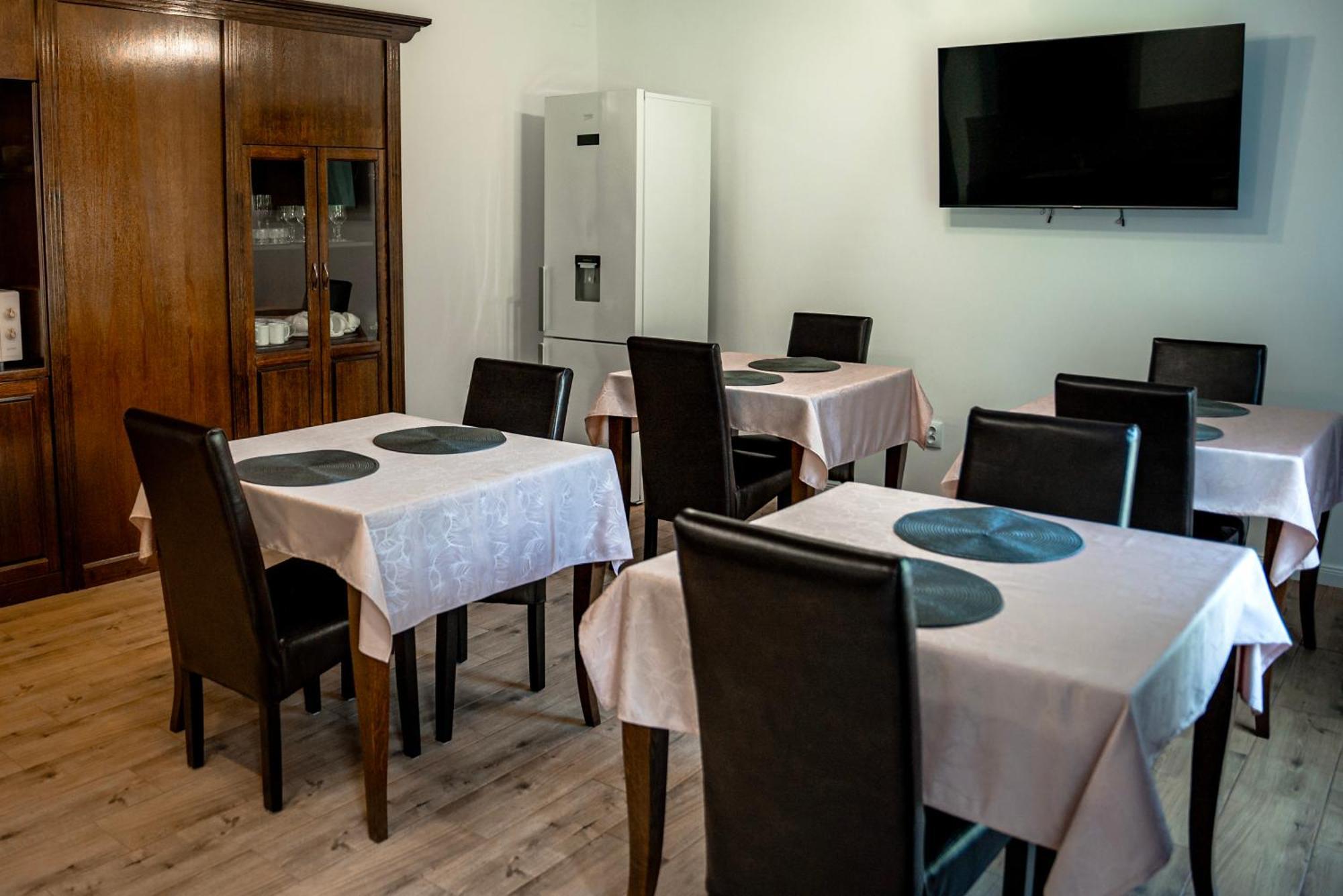 Bed and Breakfast Boutique Marlen Ghimbav Экстерьер фото